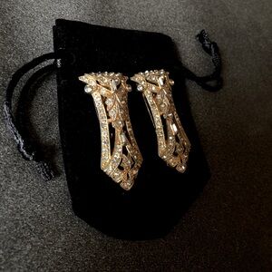 Pair of Vintage 1930’s/1940’s Gold Toned Rhinestone dress or shoe clips